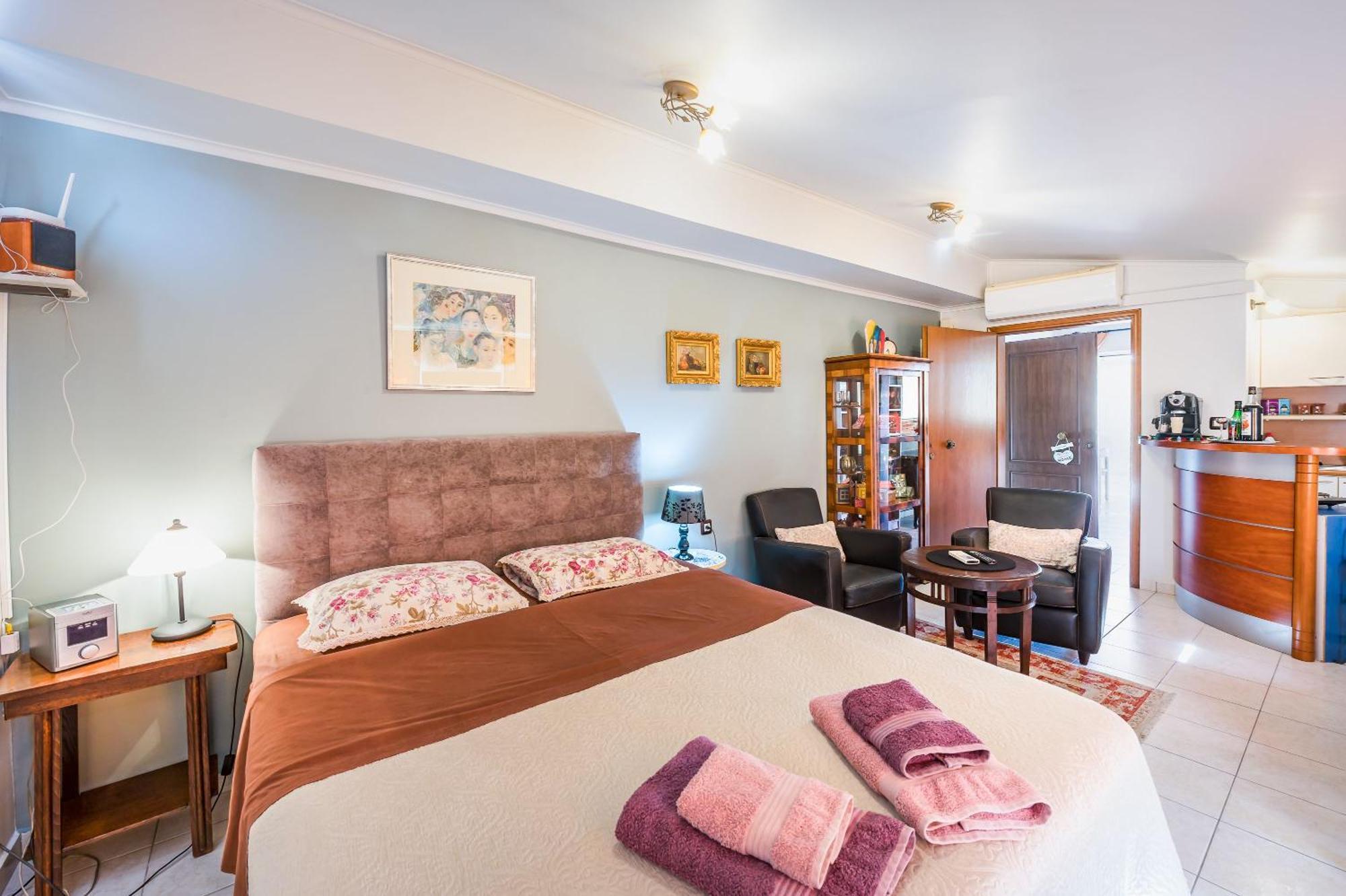 Glyfada'S Cosy Apartments Athen Exterior foto